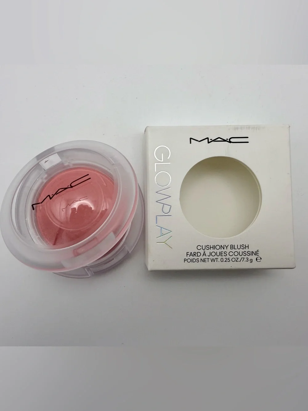 MAC Glow Play Cushiony Blush in shade GROOVY